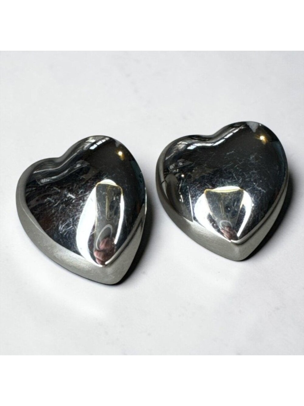 Heart-Shaped Silver Metal Paperweight Pair Polished Decorative Desk Accessory 1.